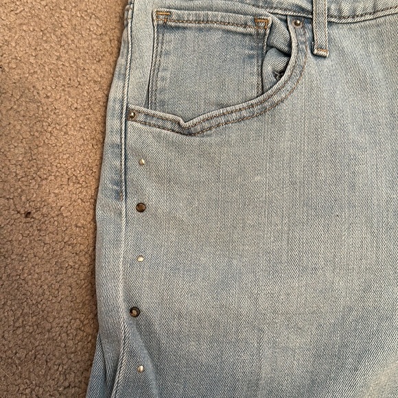 Levi's Studded Light Wash Skinny Jeans | Size 30 - Picture 3 of 9